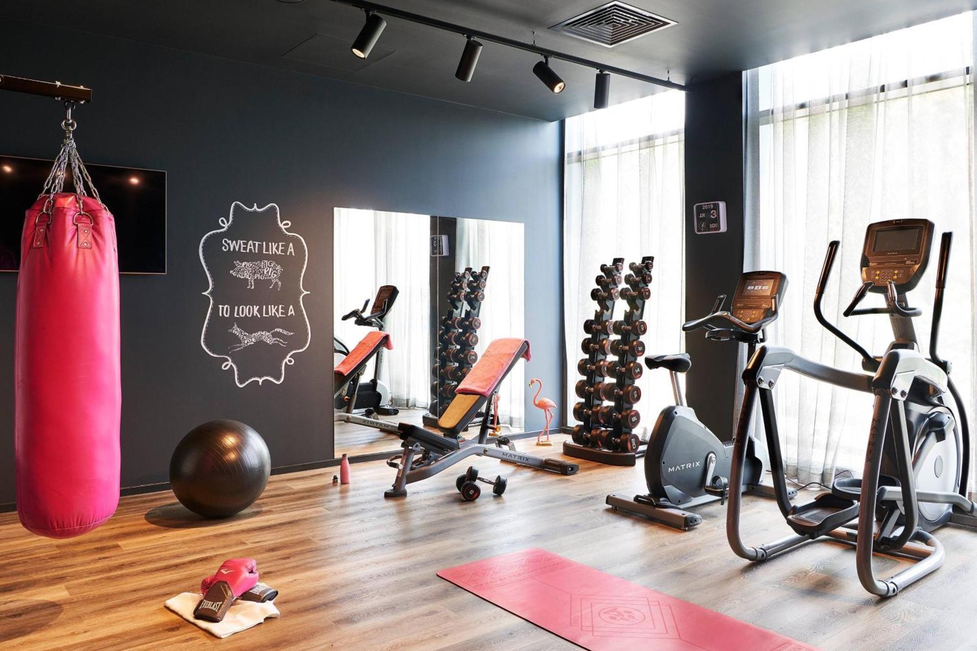 Moxy Edinburgh Airport Otel Ingliston Dış mekan fotoğraf